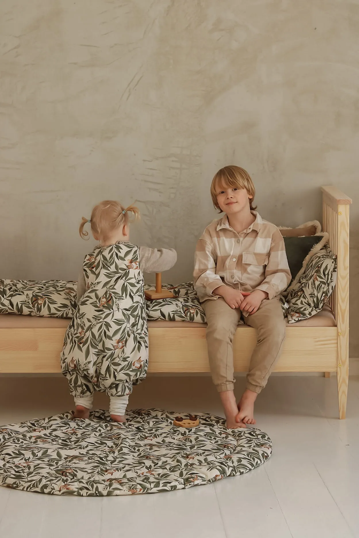 BABY SLEEPING BAG WOODLAND WITH LEGS