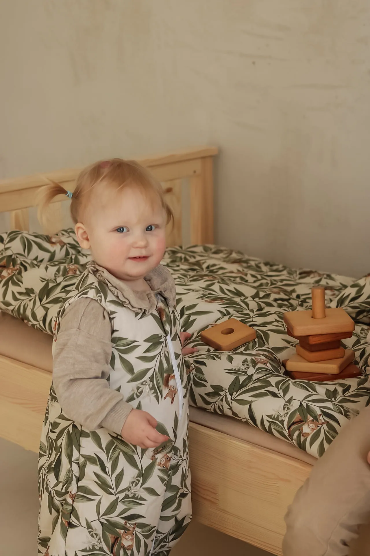 BABY SLEEPING BAG WOODLAND WITH LEGS