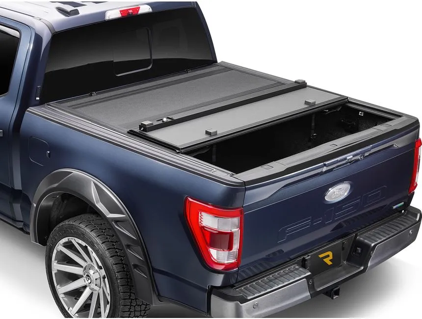 Extang Trifecta Endure ALX Tri-fold Tonneau Cover | 2024  Toyota Tacoma